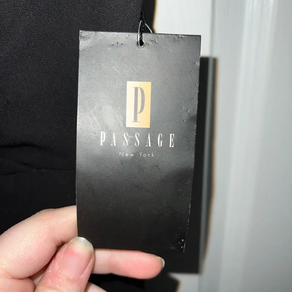 P Passage Little Black Dress With Olive Green Lining Size Large NWT - Picture 5 of 6